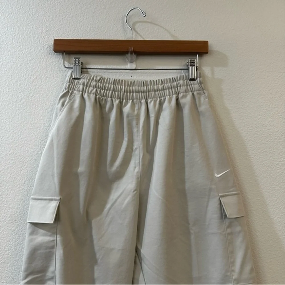 Nike sportswear girls